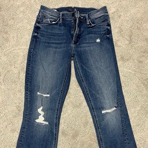 MOTHER jeans size 26 barely worn Midrise dazzler ankle fray